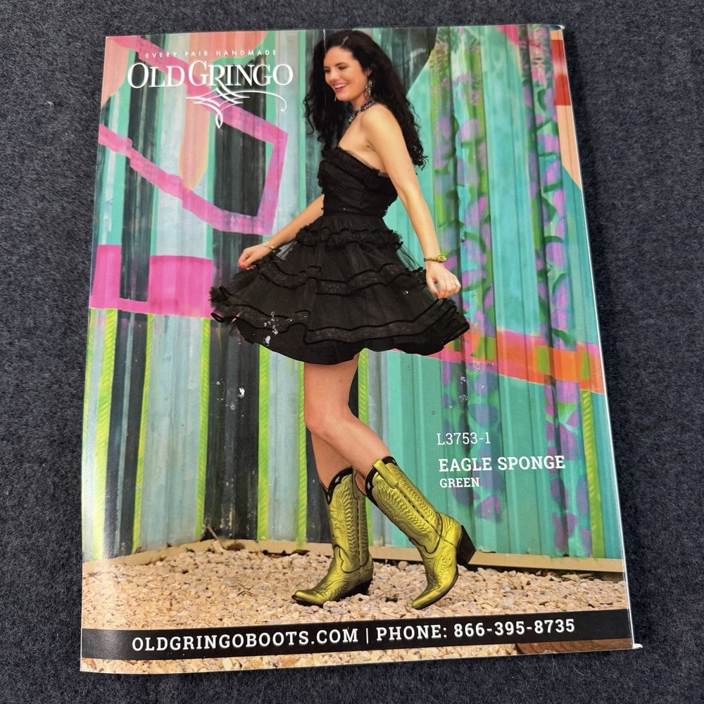 Cowboys & Indians Magazine October 2023 Dolly Parton - Picture 2 of 2